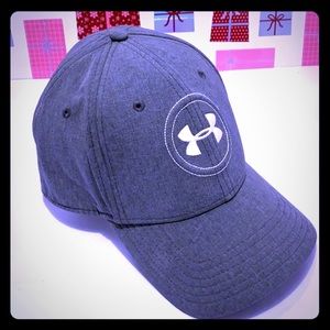 NEW/ NWOT Under Armour Gray Golf Mens Hat: M